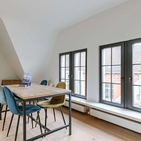 Huswell - Modern In Historic Gent